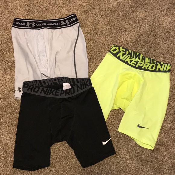 nike compression shorts with cup pocket